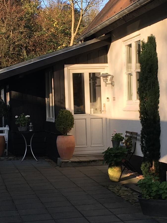 Heltoften Bed & Breakfast Нюкъбинг Морс Екстериор снимка